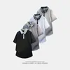 Camisa Polo Branca com Lapela Xadrez para Homens, Marca Tendência de Verão, Camiseta de Manga Curta Estilo College, Top Fresco e Respirável Estilo Casal