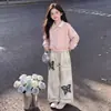 Conjunto de Dos Piezas para Niñas 2026 Primavera y Otoño: Top Dulce con Retazos Combinado con Pantalones Casuales de Diseño Vintage - Atuendo de Moda