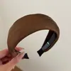 Faixa de cabeça com esponja de cetim de seda, cobertura total, aba larga, visual de alta qualidade estilo francês, popular online, acessório de cabelo com faixa de seda de coroa alta