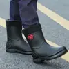 Botas de lluvia hasta la pantorrilla para hombre, botas de lluvia antideslizantes, zapatos impermeables estilo coreano, botas de agua de pesca de moda, zapatos de goma duraderos para adultos para lavar el coche