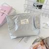 5691 Estilo Occidental Nicho Plateado Brillante Bolsa Cosmética Bolsa de Cosméticos Gran Capacidad Portátil Bolsa de Forro para Artículos de Tocador Bolsa Organizadora