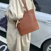 Bolso Tejido Nuevo para Mujer 2025 Bolso Tote de Gran Capacidad Moderno Versátil de Hombro Cruzado Bolso de Mano Casual para el Trabajo