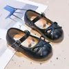 Sapatos Pequenos de Couro com Laço para Meninas Outono Solado Macio Sapatos de Princesa 3-6 Anos Sapatos Doces Mary Jane para Crianças Sapatos Individuais para Bebês
