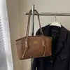 Bolso de axila retro francés transfronterizo para mujer, nuevo bolso de hombro de nicho de moda 2026, bolso versátil de gran capacidad para el día a día