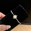 Pulsera Extraíble Estrella Mariposa de Circonita Super Brillante, Diseño Exquisito, Pulsera de Nicho, Lujo Ligero, Sensación de Alta Gama, Joyería de Mano para Mujer