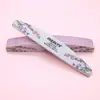 Lima de uñas profesional de alta gama en forma de media luna con tira pulidora de doble cara de arena gris para dar forma a uñas naturales, lima de uñas lavable que no desprende arena