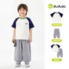 Dudu Roupa Infantil Conjunto Infantil 2026 Verão Novo Camiseta e Calça de Bebê Conjunto de Verão para Meninos Conjunto de Duas Peças para Exterior