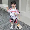 Bolsa de Futebol de Verão para Meninos Conjunto Esportivo de Malha de Manga Curta Conjunto Esportivo Elegante Fino para Crianças Roupas de Bebê