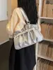 Bolsa de Ombro Único com Pregas Estilo Relaxado Selecionada Cuidadosamente para Mulheres, Nova Moda 2026 Bolsa de Mão Versátil Bolsa Tote com Grande Capacidade