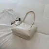 Bolsa de Ombro Grande Capacidade para o Dia a Dia 2026 Novo Estilo Início do Outono Alta Qualidade Simples Fashion Color Sólido Bolsa Tote de Ombro Único
