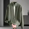 Moda Masculina Nova Outono/Inverno 2026 Suéter Cardigan Gola Alta Tricô Masculino Cor Sólida Jaqueta Casaco Gola Alta