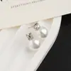 Pendientes de Perla y Circonita de Lujo Accesible de Alta Gama Franceses para Mujer Pendientes Elegantes Retro Coreanos Pendientes de Aguja de Plata Simples y Versátiles