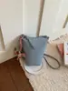 Bolso tipo cubo moderno de estilo coreano, Bolso de hombro cruzado fresco y dulce, Nuevo modelo 2026 con diseño único, Bolso para teléfono de uso diario