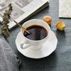 Xícara de Café e Pires de Porcelana Fina Casual Branco Puro Xícara Europeia Latte Italiano Flor Cerâmica Chá da Tarde Xícara de Chá Pequena de Luxo