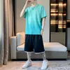 2025 Nova Camiseta Masculina de Manga Curta Estilo Hong Kong Tendência Verão Masculina Solta Moda Manga Meia Moda Roupas do Mesmo Estilo