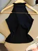 Verão 2026 Novo Estilo Hot Girl de Desejo Puro Patchwork de Renda Design de Gola Halter Sem Mangas Slim Fit Top para Mulheres