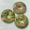 Colgante de Moneda Antigua de Piedra Natural Nostálgica Verde Floral de 50 mm con Hebilla de Paz para Collar DIY