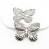 Nuevo mariposa decorativa plata blanco en stock zapatos ropa colgante decorativo mariposa hebilla decorativa