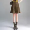 Falda de gamuza de línea A de moda para mujer, nueva colección otoño/invierno 2026, de cintura alta, estilizada, corta, a la moda y juvenil