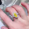 Anel de moissanita lapidação olho de cavalo colorido feminino atacado banhado a ouro prata anel de diamante de cor duradoura Europa e Estados Unidos venda quente transfronteiriça