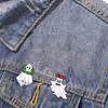 Broche de crachá de Natal dos desenhos animados fantasma criativo Papai Noel broche engraçado emblema de presente da série de Natal