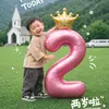 Montaje de Escena para Ceremonia de Cumpleaños Infantil al Aire Libre, Accesorios para Fotos de Primer Cumpleaños de Niños y Niñas, Globos de Corona con Número