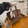Bolso Pequeño con Textura Retro para Mujer 2024 Nuevo Estilo Coreano Versátil Bolso Bandolera Tote Bolso Cubo Popular Bolso de Hombro Único Cruzado