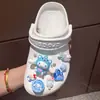 Chinelo de Caverna DIY Fivela de Sapato Borracha Macia Ajuste Sanrio Flor de Sapato Desenho Animado Fofo Yugui Dog Kt Cat Flor de Sapato Fivela de Sapato
