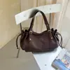 Bolsa Versátil Retrô Feminina 2026 Nova Outono Ombro Único Bolsa de Axila Grande Capacidade Bolsa Tote Crossbody de Alto Padrão