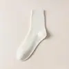 Calcetines para hombre de algodón de doble costura, calcetines de tubo simples absorbentes de sudor de color liso para otoño e invierno, calcetines de vestir de moda, venta al por mayor