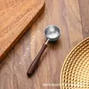 Cuchara medidora para granos de café de madera de nogal con mango largo, cuchara medidora para café molido de acero inoxidable 304, cuchara medidora especial de gramos para granos de café