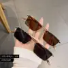 Óculos de Sol Quadrados Retrô com Armação Dourada, Óculos Punk Hip-Hop Doces e Descolados para Homens, Estilosos e Chamativos para Sair