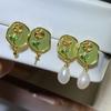 Pendientes de perlas naturales barrocas de Monet Garden, pendientes de flores francesas con esmalte de colores, ligeros y lujosos, de alta gama.
