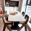 Mesa de Jantar e Cadeiras Rattan Design Vintage Retro Luxo Leve Quarto Casa Criativo Francês Madeira Maciça Encosto Cadeira de Jantar