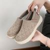Sapatos Primavera Novos Sapatos de Pano de Pequim Antiga Sapatos Femininos Respiráveis Antiderrapantes Slip-On Sapatos de Mãe Sola Macia Sapatos Casuais Atacado