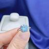 Anillo de topacio azul fuego artificial natural al por mayor de fábrica plata 925 con incrustaciones diseño vivo moda para damas