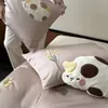 Conjunto de Quatro Peças em Cetim de Algodão Longo de Xinjiang com Alta Contagem de Fios, Capa de Edredom Bordada em Algodão Puro com Desenho Animado, Lençol com Elástico, Roupa de Cama 100% Algodão