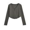 Blusa de yoga ligera de manga larga con cuello en V y botones, holgada, corta, para mujer, venta al por mayor, novedad de verano de 2024