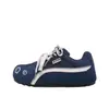 Design Versátil Estilo Campus Sapatos Brancos para Mulheres 2025 Novo Popular Outono Nicho Sapatos de Treinamento Moral Sapatos Casuais