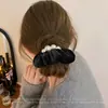 Goma de pelo satinada estilo coreano para mujer, estilo de lujo de alta gama con etiqueta dorada y cuentas, adecuada para peinados de moño bajo