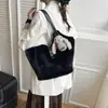 Bolso de moda y elegante para la axila para mujer, Nuevo bolso de mano tote de moda Otoño 2025, Bolso pequeño cruzado de un solo hombro de alta gama