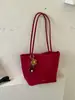 Bolsa de camurça tipo balde transfronteiriça para mulheres, nova moda 2026, bolsa de ombro retrô, bolsa tote fosca de grande capacidade