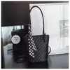 Outono e Inverno 2025 Novo Cesta de Palha Tecida Artesanal Transfronteiriça Casual Cesto Balde Bolsa Feminina Grande Capacidade Ombro Único Simples Versátil