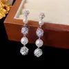 Brincos de Franja com Bola de Pérola e Zircônia Versáteis de Luxo Leve de Alta Qualidade para Mulheres, Brincos Personalizados Exquisitos da Moda Super Brilhantes Atacado