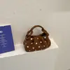 Bolso de hombro estilo coreano, moderno y lindo, perfecto para otoño e invierno, un diseño nuevo y simple para ir al trabajo, un bolso de mano elegante y estéticamente agradable.