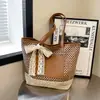 Bolsa Tote de Ombro/Axila Versátil para o Dia a Dia de Alta Qualidade com Design Exclusivo de Nicho, Nova Moda Verão 2026, Transfronteiriça