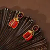 Pendientes de Cristal Incrustado Huecos de Moda Vintage para Commuter de Qingdao, Pendientes Únicos Versátiles, Pendientes Exquisitos de Diseño de Nicho
