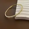 Pulseras Clásicas de Moda con Círculos Grandes para Mujer, Pulseras Retro de Alta Gama, Pulseras Únicas Exageradas y Diversas al por Mayor