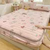 Manta de Cama de Terciopelo de Leche Grado Madre y Bebé Modelo Otoño e Invierno Colchón de Cama Cálido Cubierta Completa Juego de Ropa de Cama Engrosado Juego de Sábanas de Tres Piezas