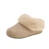 Chinelos Birkenstock Fofos com Salto Escondido de 5cm para Mulheres, Uso Externo, Novo Estilo 2026, Outono/Inverno, Sola Grossa, Bico Fechado, Chinelos de Algodão Peludos